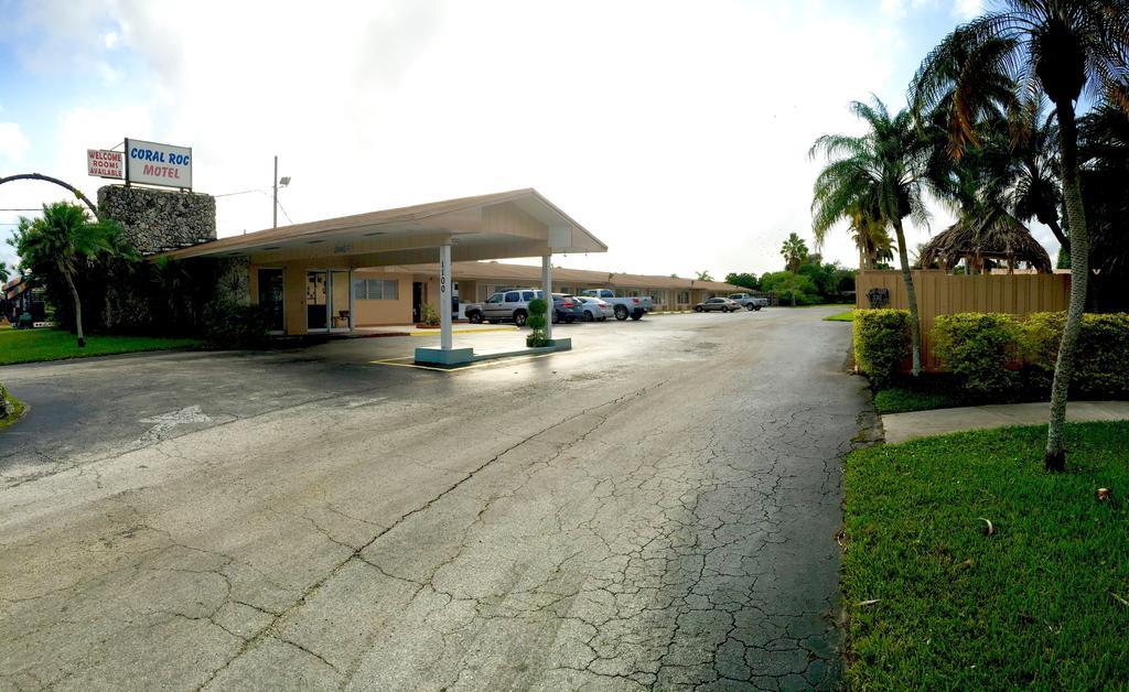 Coral Roc Motel Florida City Exteriör bild